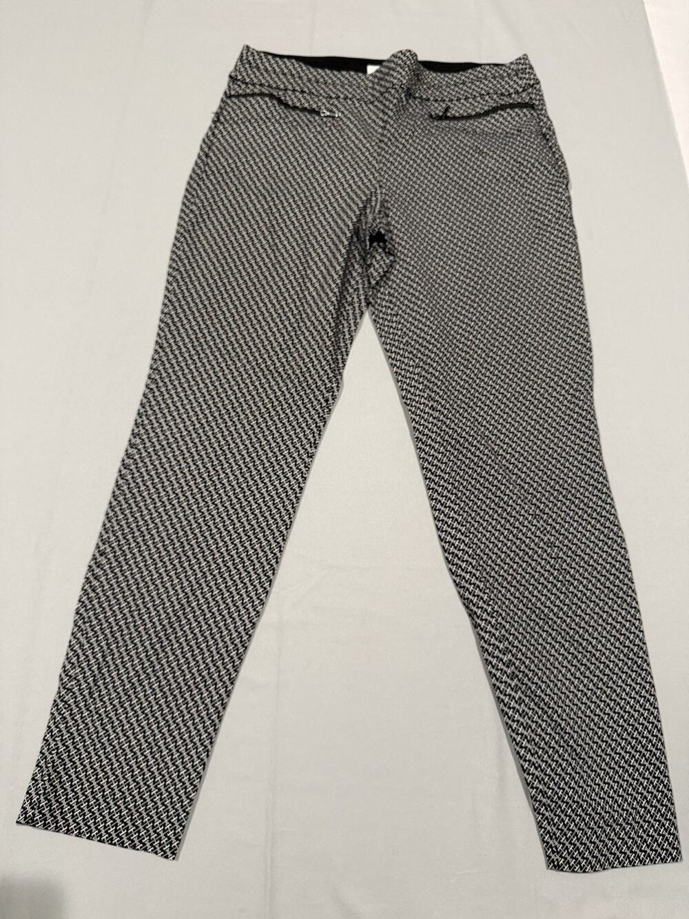 Takara Women’s Black White Geometric Straight Leg Pants Size L Zip Pockets